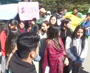Shimla: State government should completely ban guest teacher recruitment.