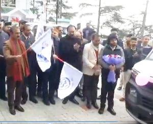 Now avail veterinary services by calling toll free helpline number 1962.