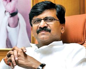 What happens in 2 rupees...', Sanjay Raut targets Modi government on reduction in prices of petrol and diesel.