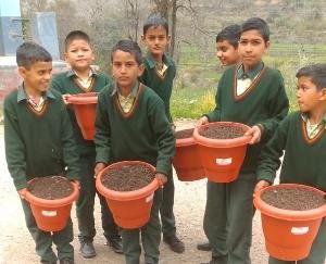 राजकीय माध्यमिक विद्यालय पारनु में यूथ एवं इको क्लब का किया गठन