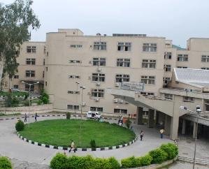 Kangra: Ragging in Tanda Medical College, four senior trainees expelled