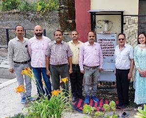 Solan: Raomapa donated water cooler to Surajpur school.