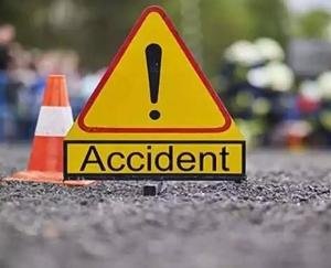Una: While trying to save mother cow, there was a collision, cow and a woman died.