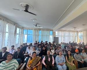 Solan: L.R. Institute of Legal Studies organized informative program on World Population Day