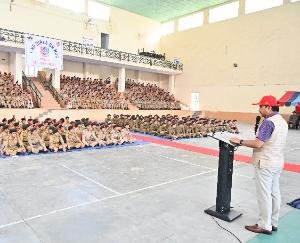 Nauni Vice Chancellor Professor Rajeshwar Singh Chandel appreciated the role of NCC in bringing discipline and self-confidence.