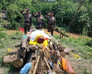 Jwalamukhi: Army paid tribute on the death of former soldier