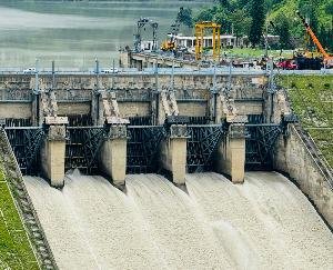 Mandi: Now all five gates of Pandoh Dam are functional, major danger averted