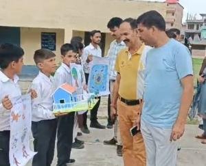 Kunihar: Education Week program started in Student Senior Secondary School