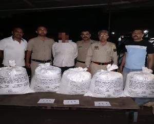 More than 98 kg of poppy seeds recovered from vehicle in Sirmaur, driver arrested
