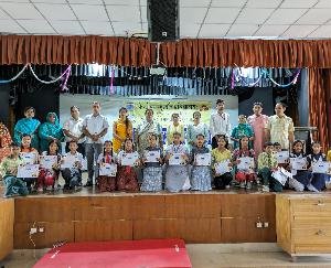 Kangra: Various competitions were organized in Vedvyas campus under Sanskrit week.