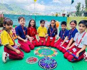 Solan: Students celebrated Rakshabandhan at Sai International School