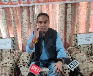 Congress government has washed its hands and resorted to looting: Advocate Vishwa Chakshu