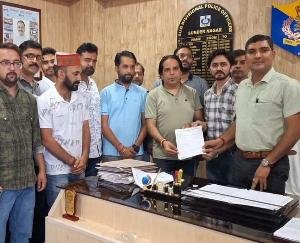 Mandi: Problems of people living without registration increased, trade organization opened front