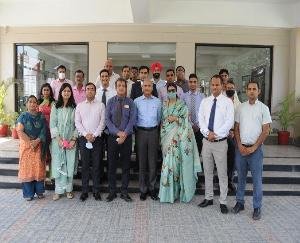 Himachal: Cook category employees working in Police Department met LD Chauhan in Shimla.
