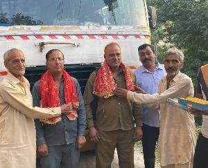 People thanked MLA for extending Chintpurni Mudrika bus one kilometer further.