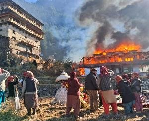 Kullu: Two and a half storey house reduced to ashes in fire, chariot of deity taken out safely