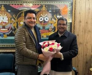 Dharamshala: MLA Sudhir Sharma meets Union Education Minister Dharmendra Pradhan