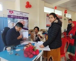 Lambagaon: Free health camp organized at Gyan Medical Center