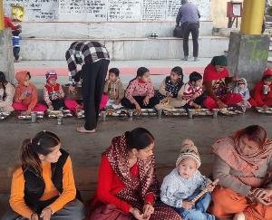 On the first Monday, hundreds of people visited Shivling in the ancient Shiv Tandav cave Kunihar.
