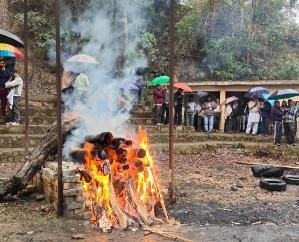 The- condition- of- the- crematorium- built- in- the- village- town- of- Kunihar- is- bad- people- expressed- anger- towards- the- Panchayat.