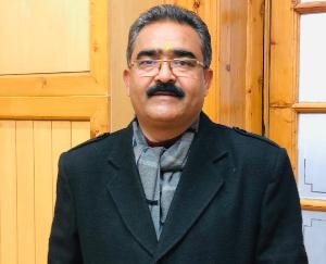 Congress -leader- Ram -Lal -should- make -statements -keeping- in- mind -his -stature -and -build - Bikram Thakur