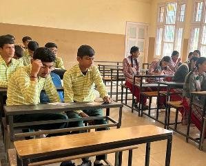 Himachal: 7 colleges with zero enrolment closed, schools with less students will also be merged