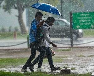 Bad weather in many districts of Himachal today, light rain will occur in many places