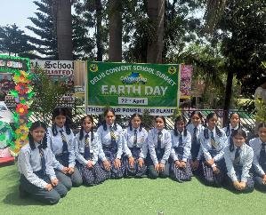 Dehra: Competitions organized on Earth Day at Delhi Convent School Lower Sunhet