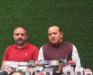 There are no doctors in hospitals in Pangi, BJP MLA Dr. Janak Raj knocked on the door of High Court