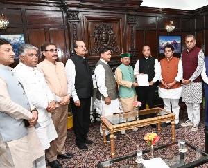 Shimla: BJP submitted a memorandum to the Governor in the Vimal Negi death case