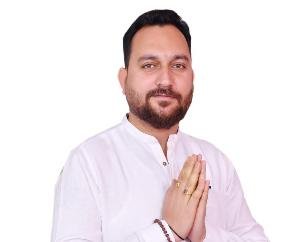 Hamirpur -will- be -developed -with- 55- lakh -rupees-, MLA -Ashish -Sharma- released -the- first- installment -of -MLA- fund