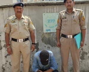 भुंतर में गश्त के दौरान एक व्यक्ति से 10 ग्राम चिट्टा किया गया बरामद 