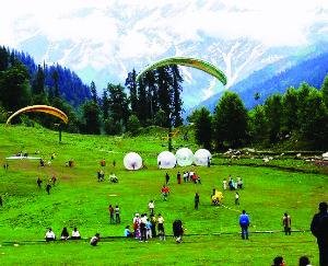 HIMACHAL-TOURISM-AT-PEAK