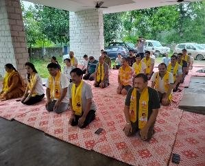 Grand event organized on International Yoga Day in Dehra Postal Division, 90 employees practiced yoga