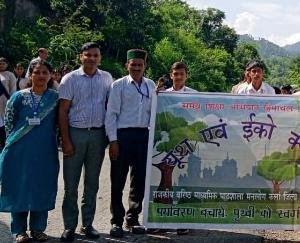 Manlog Art School gave the message of staying away from tobacco