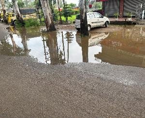 People are troubled by the blocked drains of Kunihar, social worker R.P. Joshi raised his voice