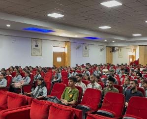 Kangra: Professors gave inspirational lectures on the second day of the new session at Laureate Pharmacy College.