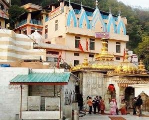 Jwalamukhi_Sharadiya_Navratri_will_start_from_22nd_September_will_begin_with_the_flag_ceremony