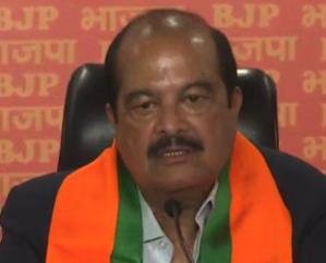 MP_Harsh_Mahajan_wrote_a_letter_to_Union_Minister_Nitin_Gadkari_for_immediate_repair_of_disaster_affected_roads