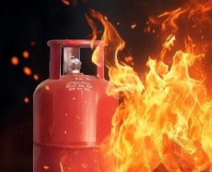 Explosion-due-to-leakage-of-gas-cylinder-five-injured-including-a-two-month-old-newborn