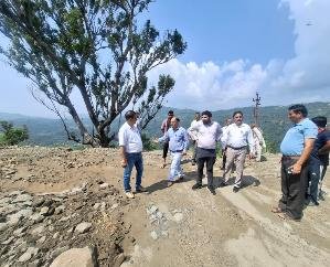 Solan_Heavy_rains_cause_damage_in_Baddi_Nalagarh_area_ADC_Rahul_Jain_took_stock