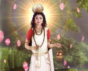 Mother_Brahmacharini_bestows_patience_and_restraint_she_is_worshipped_on_the_second_day_of_Navratri.