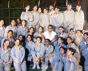 Solan_Shooting_of_the_film_Dhurandhar_ends_in_Sanawar_Ranveer_Singh_dances_with_school_children.
