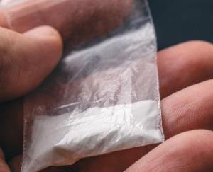 Solan_District_police_recovered_10.50_grams_of_chitta_from_a_youth_arrested_him.