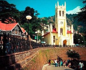 Shimla_Tourists_throng_the_Queen_of Hills_HPTDC_hotels_see_50%_occupancy