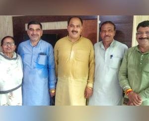 Una_Davinder_Kumar_Bhutto_furious_over_non_payment_of_contractors