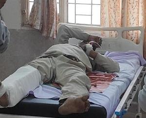 Dada_Siba_Bike_accident_on_Tyamal_Road_one_pedestrian_injured_driver_injured