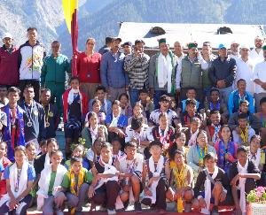 Kinnaur_Marathon_organised_under_Run_for_Unity_Jagat_Singh_Negi_flagged_off