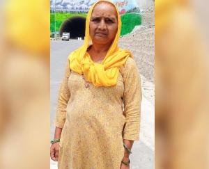 Jwalamukhi_Daughter_of_former_soldier_gets_financial_assistance_from_Army_gets_monthly_pension_of_Rs_15,000