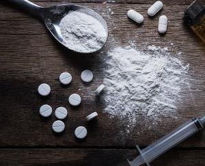 Bilaspur_2_arrested_with_20.6_grams_of_MDMA_crystal_drug_and_225_grams_of_hashish